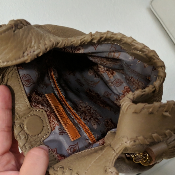 HOBO🔥🔥 Paulette Clutch - Picture 9 of 15